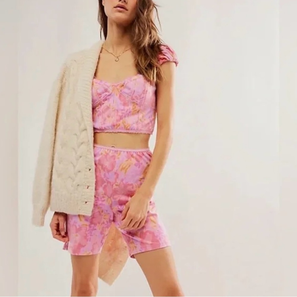 Free People Get Physical Set Pink Bustier Crop Top Biker Shorts Set Size Medium - Picture 3 of 14